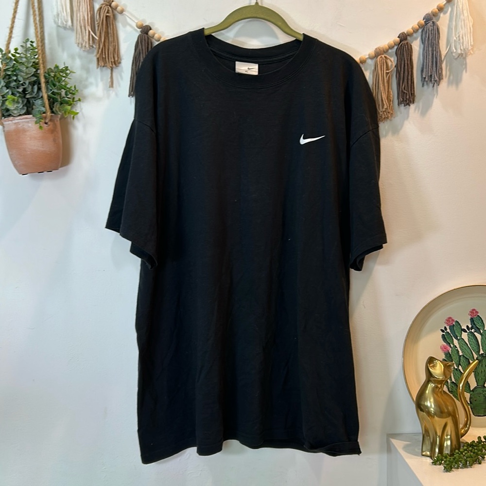 Vintage y2k nike tee